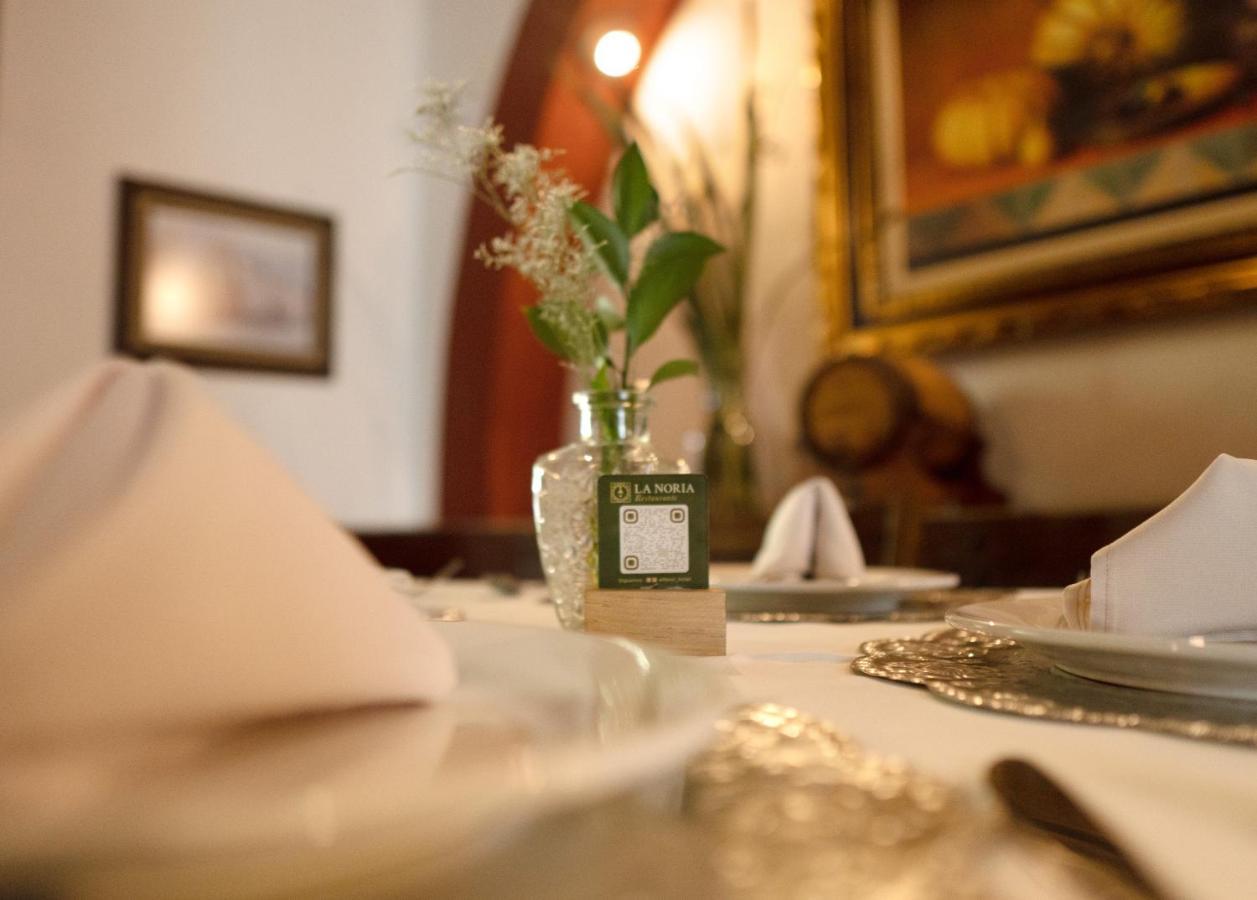 Hotel El Farol Parras de la Fuente Εξωτερικό φωτογραφία