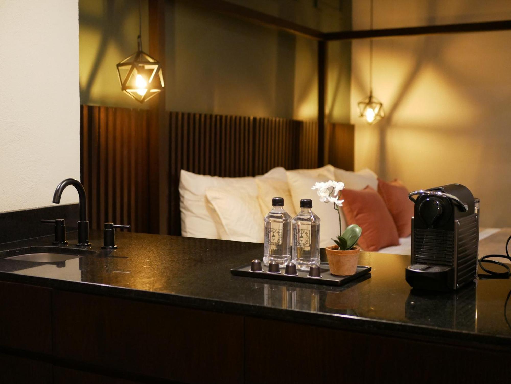 Hotel El Farol Parras de la Fuente Εξωτερικό φωτογραφία